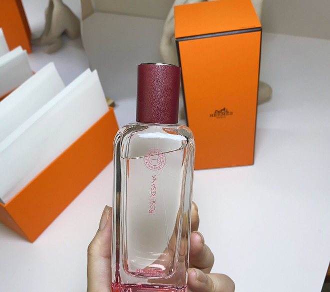 There was ROSE IKEBANA Hermes Fragrant Series Rose Path Perfume 100ml